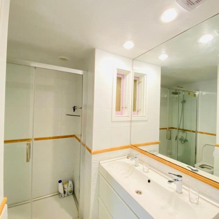 Costa Adeje Sunset Ocean View with Patio A By-Tenerife365 - Apartamento - 10