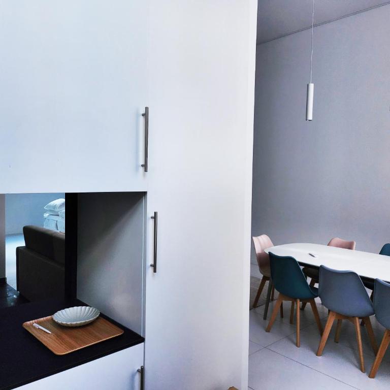 Loft Moderne et Lumineux - Appartement 1 Chambre - 8