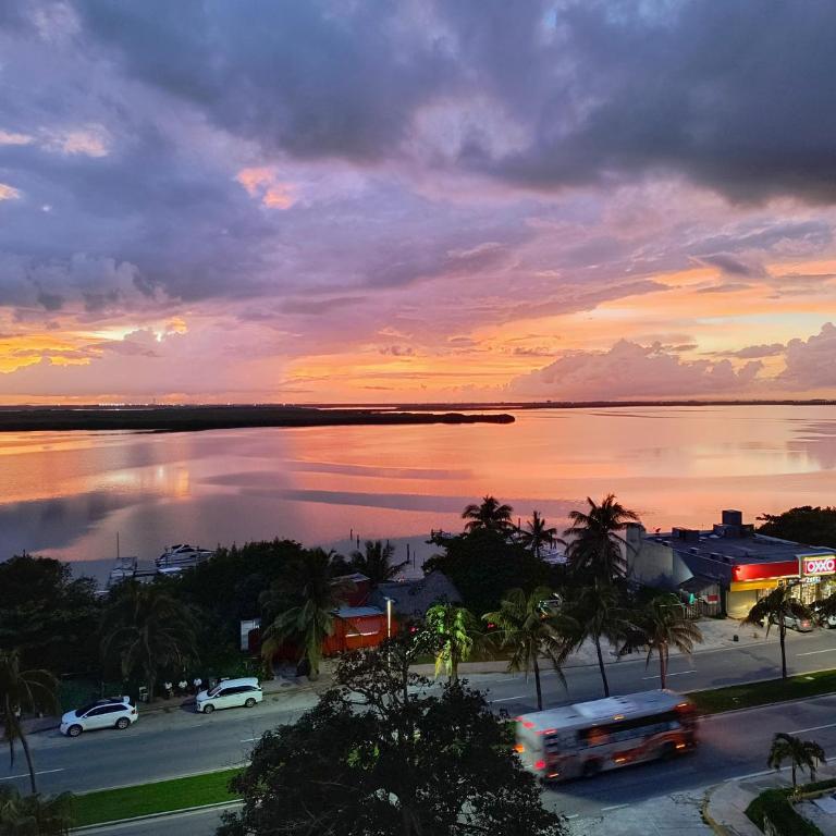 Brand new studio at the beach, sunset view - Apartamento de 1 dormitorio - 3