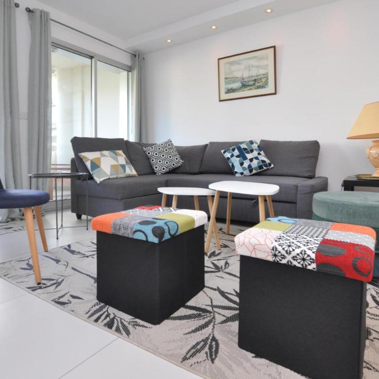 Beautiful Apartment In Antibes With Wifi - Appartement 2 Chambres - 2