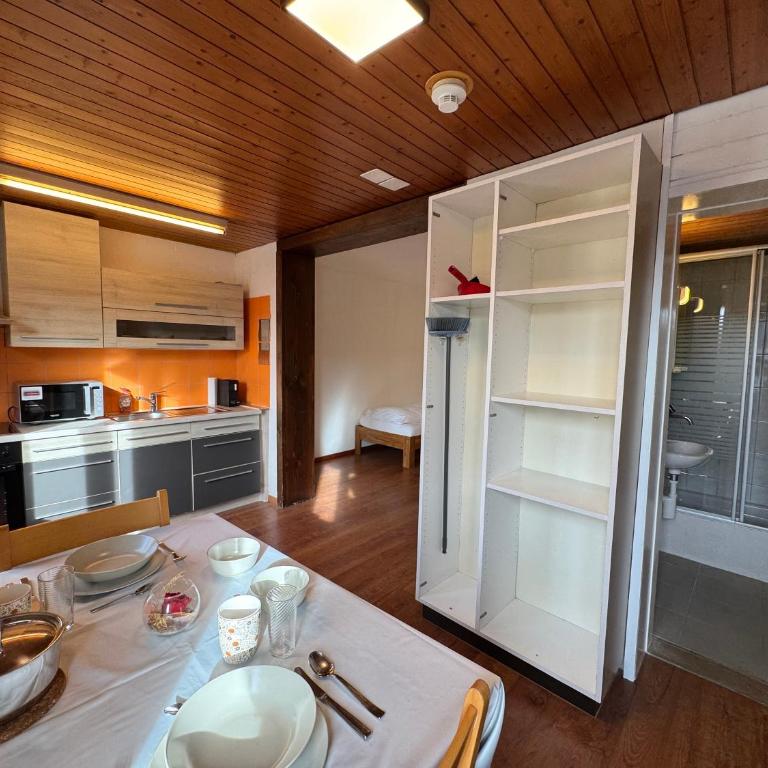 Downtown Apartments - Standard Studio - 3