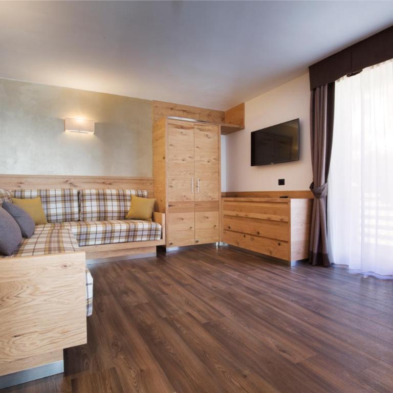 Chalet Marcora - Suite con Balcone - 12