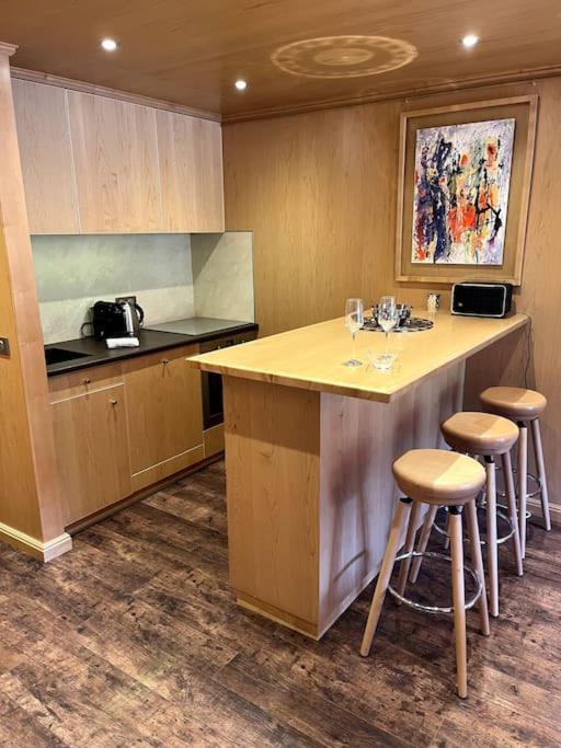 Apt 8p, ski-in, ski-out, parking - Appartement - 9
