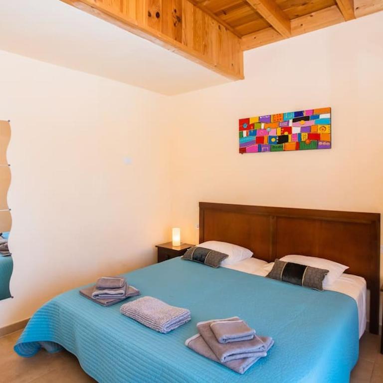 Villa Aleksandra Spacious for 8 guests, Heated Pool, Mountain Views - Casa de 4 dormitorios - 44