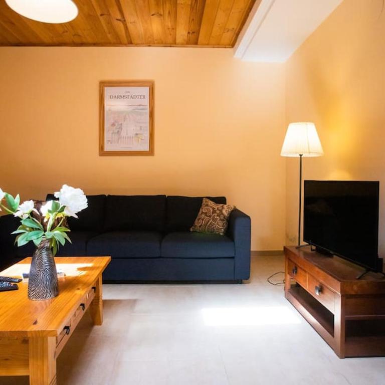 Villa Aleksandra Spacious for 8 guests, Heated Pool, Mountain Views - Casa de 4 dormitorios - 57