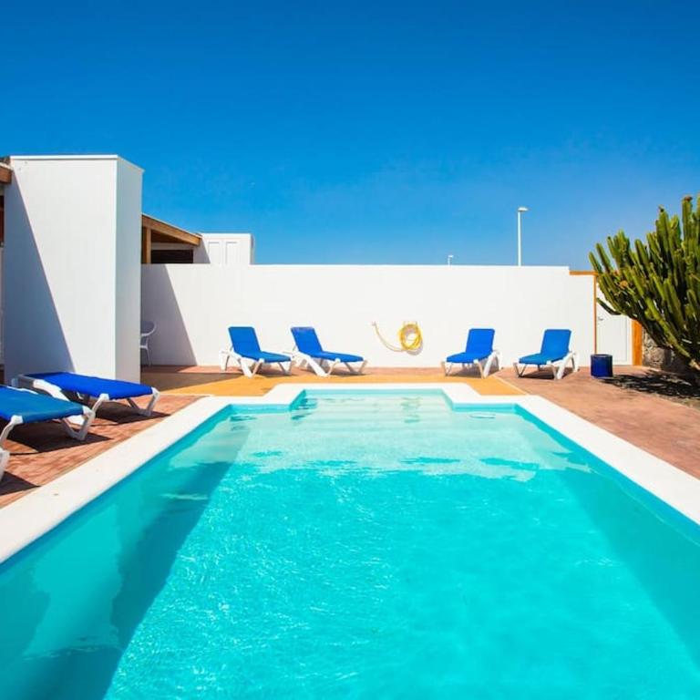 Villa Aleksandra Spacious for 8 guests, Heated Pool, Mountain Views - Casa de 4 dormitorios - 64