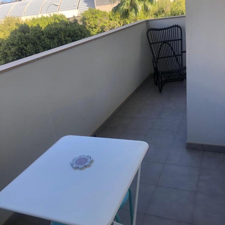 2 BEDROOMS NEXT TO THE BEACH&MIRAMAR SHOPPING CENTER-SWIMMING POOL-PARKINg - Two-Bedroom Apartment - 37