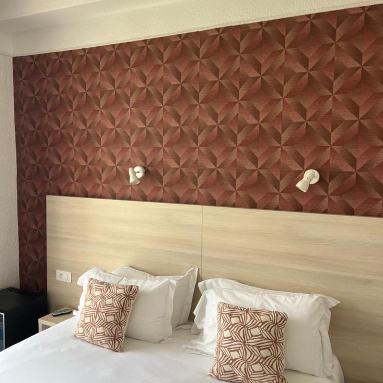 Le Regina Hôtel et restaurant Canet-plage - Chambre Double ou Lits Jumeaux Standard - 5
