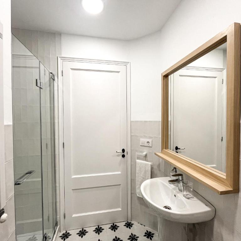 Cycle haven apt in Girona center - Apartamento de 3 dormitorios - 37