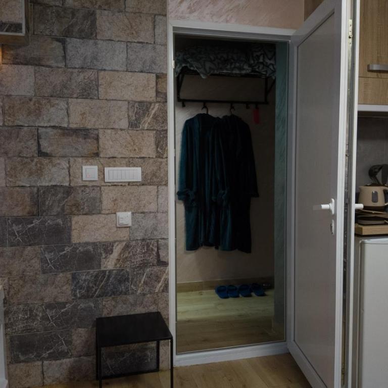 Wonderland spa apartment - Deluks Dvokrevetna Soba sa Bračnim Krevetom i Kadom - 6