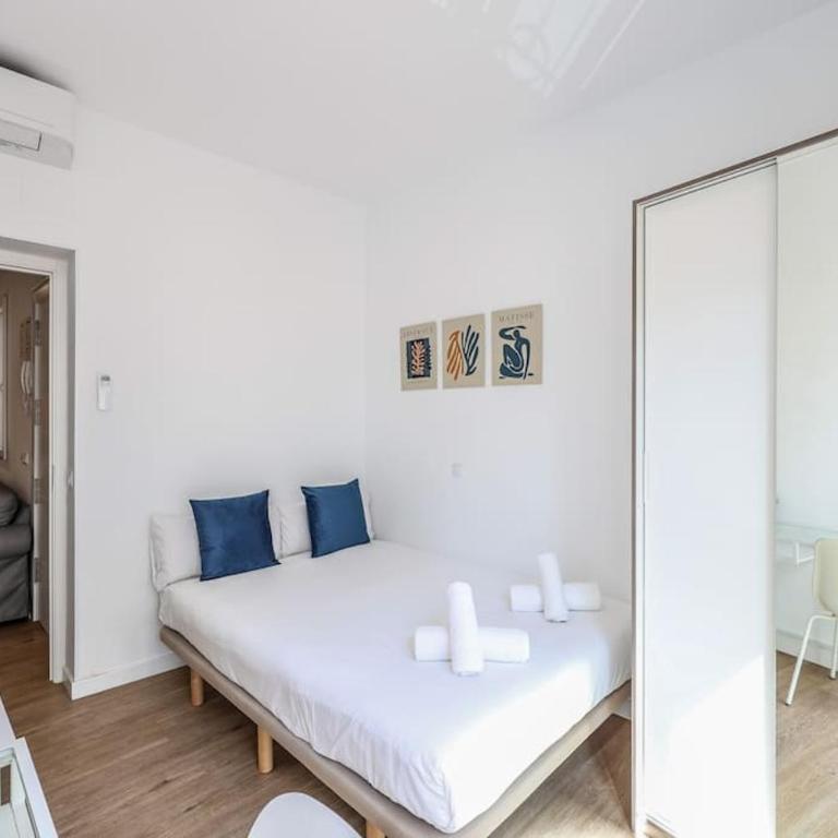 Urban Quiet in Madrid - Just relax & enjoy - Three-Bedroom Apartment - 4