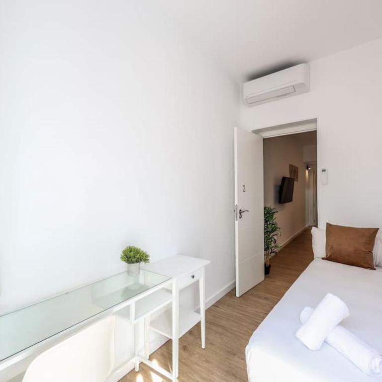 Urban Quiet in Madrid - Just relax & enjoy - Three-Bedroom Apartment - 6