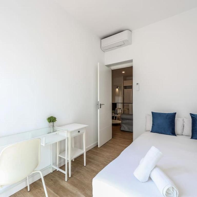 Urban Quiet in Madrid - Just relax & enjoy - Three-Bedroom Apartment - 10