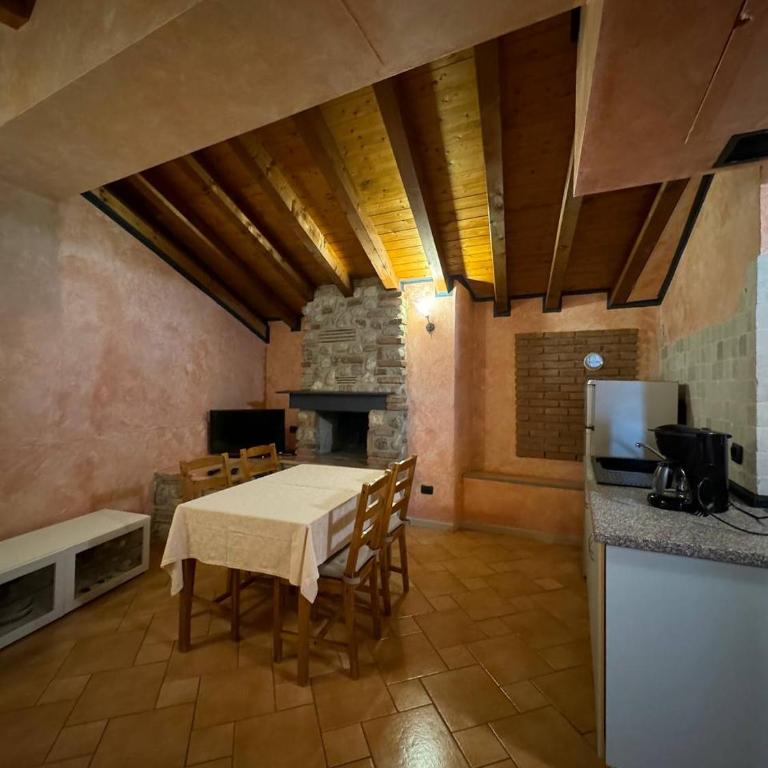 B&B Al Vec Licinsi' - Appartamento con Vista Lago - 11