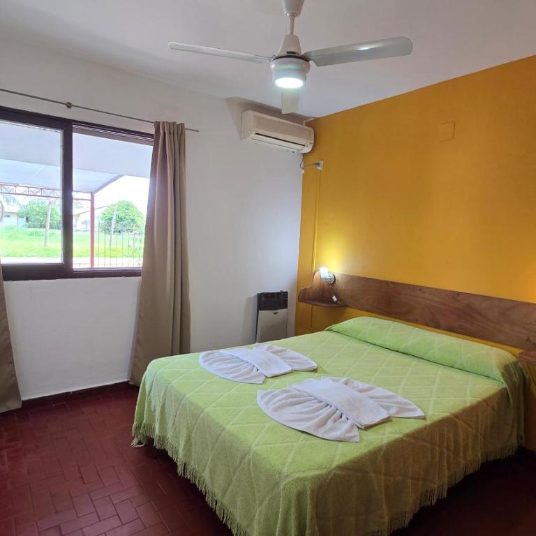 Departamentos Paraná - Two-Bedroom Apartment with Garden View - 1