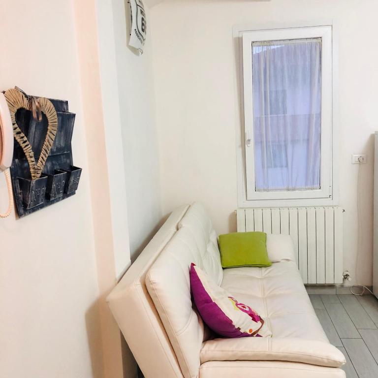 Via Emilia House - By AyDesHouse - One-Bedroom Apartment - 6