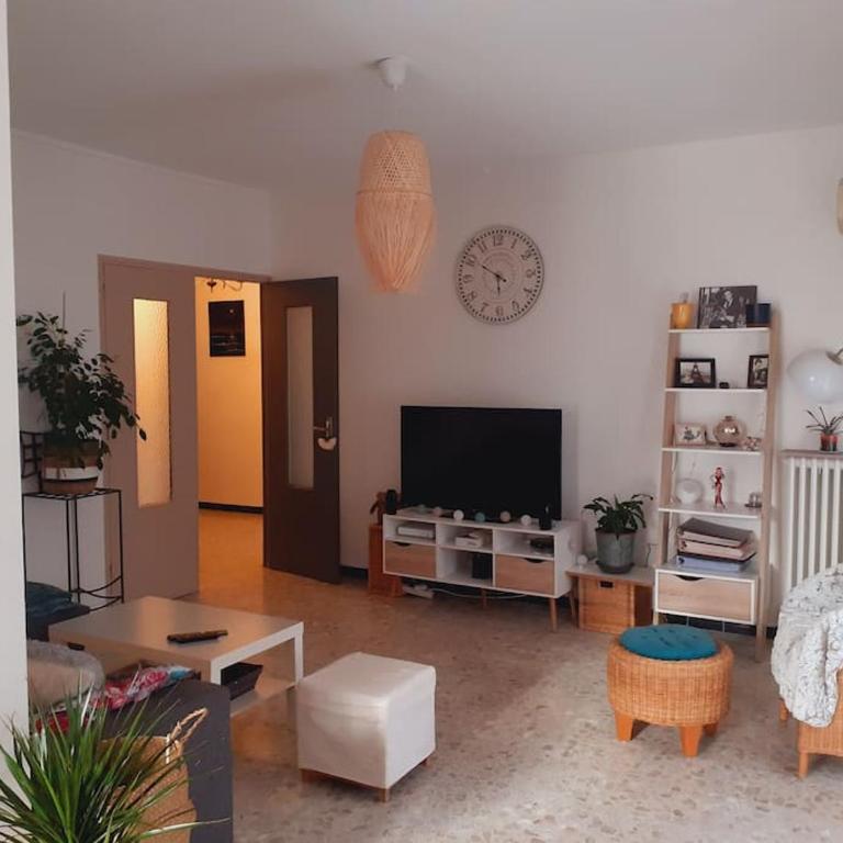 Escapade confort chez Mel à Avignon - Two-Bedroom Apartment - 13