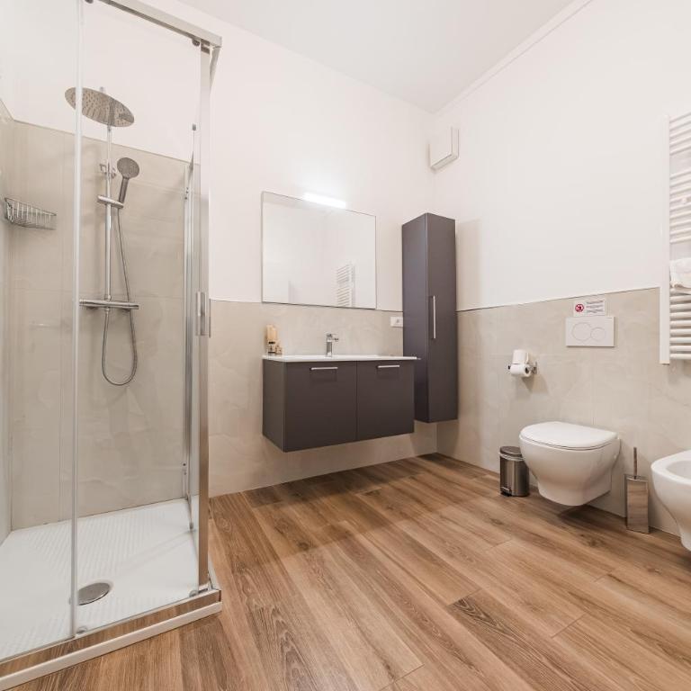 New - Venturini Suites in Bologna Centre - Deluxe Queen Room - 9