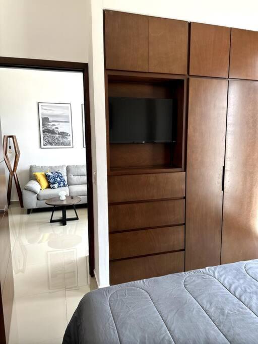 Cómodo departamento en Mazatlán - Two-Bedroom Apartment - 39