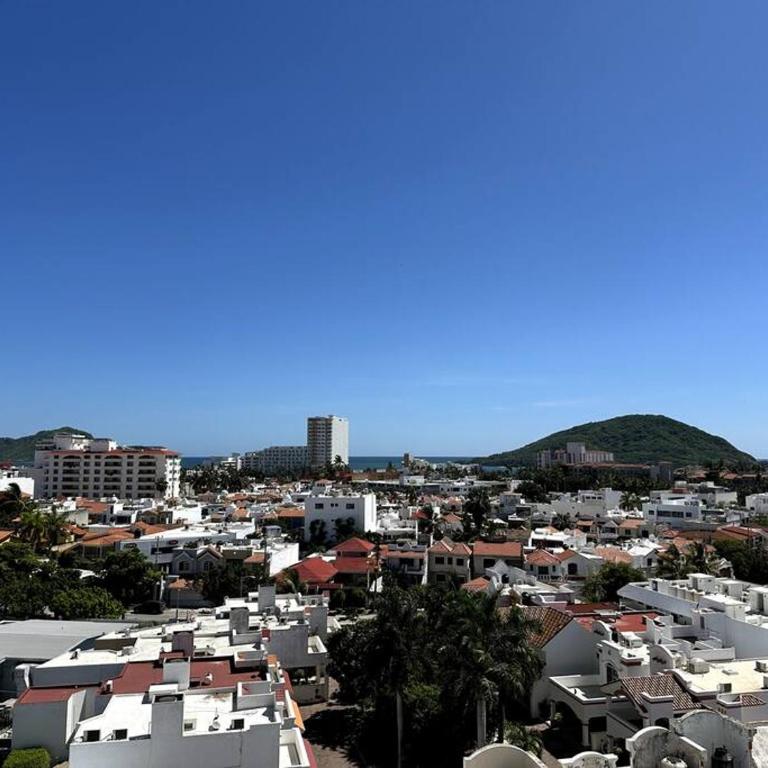 Cómodo departamento en Mazatlán - Two-Bedroom Apartment - 42