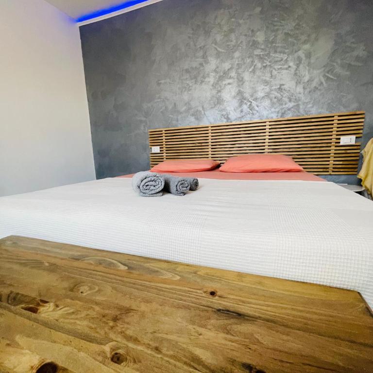 Via Emilia House - By AyDesHouse - One-Bedroom Apartment - 9