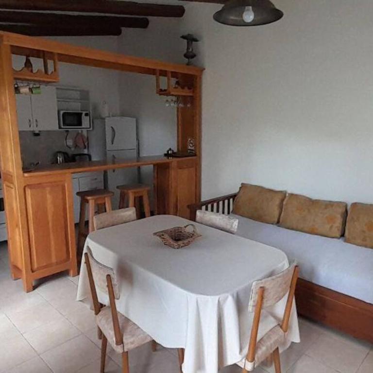 Cálida casa con jardín en Esquel - Casa con 1 dormitorio - 5