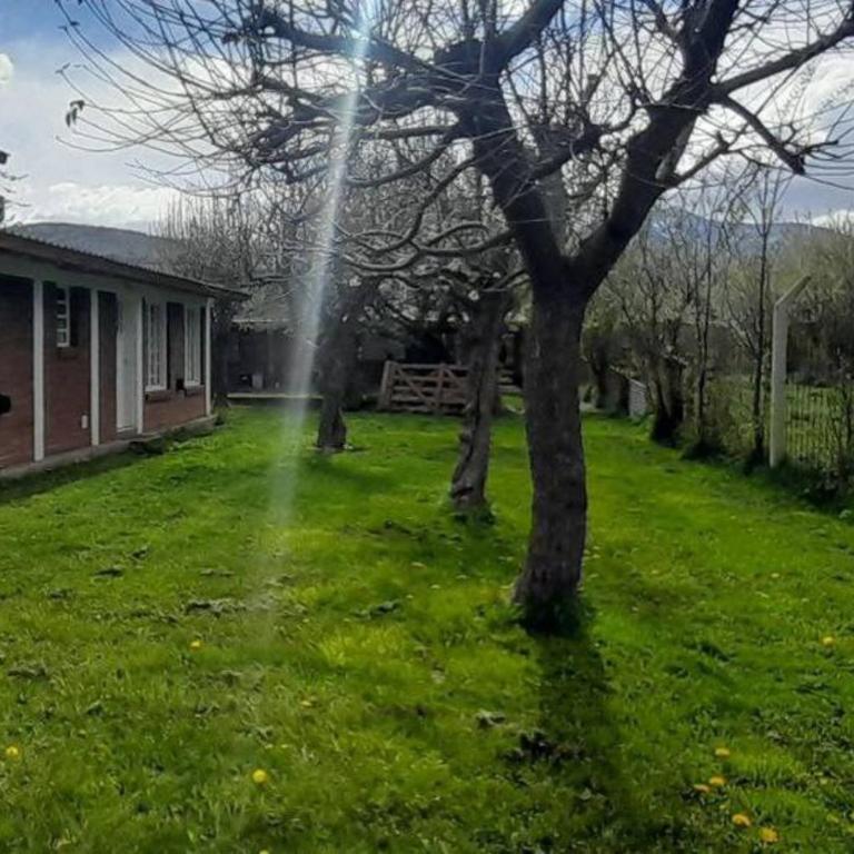 Cálida casa con jardín en Esquel - Casa con 1 dormitorio - 13