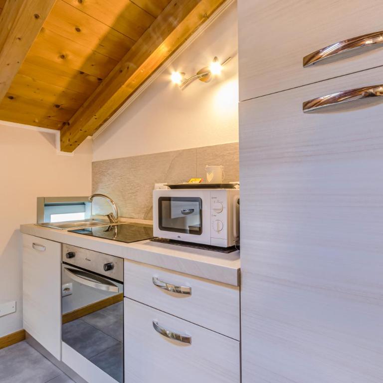 Stazione a 200m - Centro - Easy Parma Stay - One-Bedroom Apartment - 10
