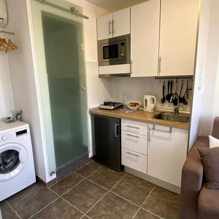 Mini estudio cerca de la playa - Apartamento de 1 dormitorio - 7