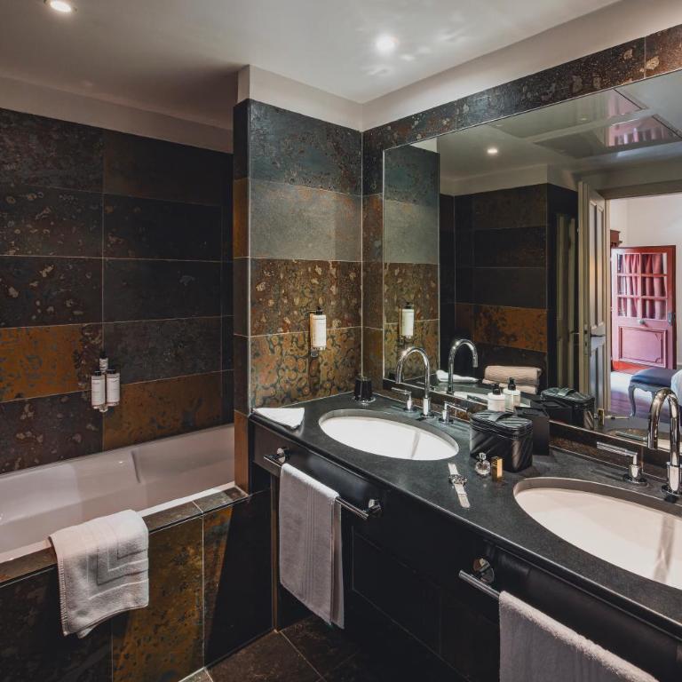 Cour du Corbeau Hotel Strasbourg - MGallery Collection - Chambre Prestige avec Lit Queen-Size ou Lits Jumeaux - 4