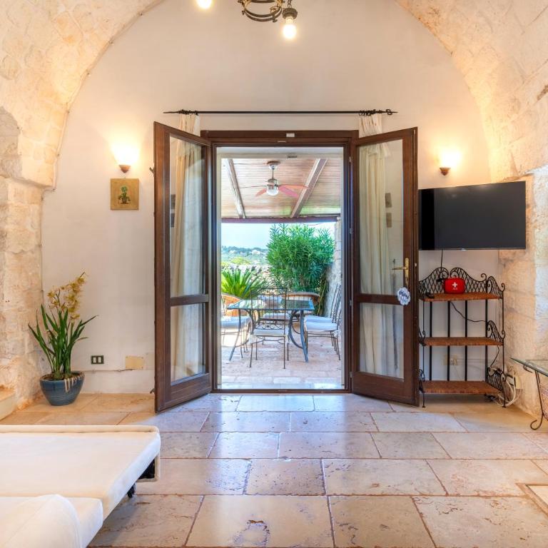 Trulli del '700 Deluxe LA REGINETTA - Five-Bedroom House - 18
