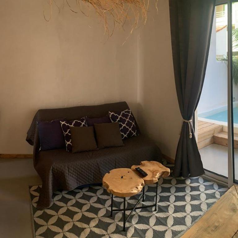 xenónas appartement avec petite piscine privée - One-Bedroom Apartment with Pool View - 6