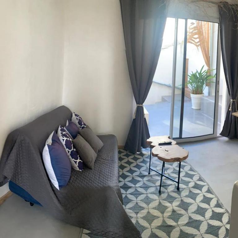 xenónas appartement avec petite piscine privée - One-Bedroom Apartment with Pool View - 1