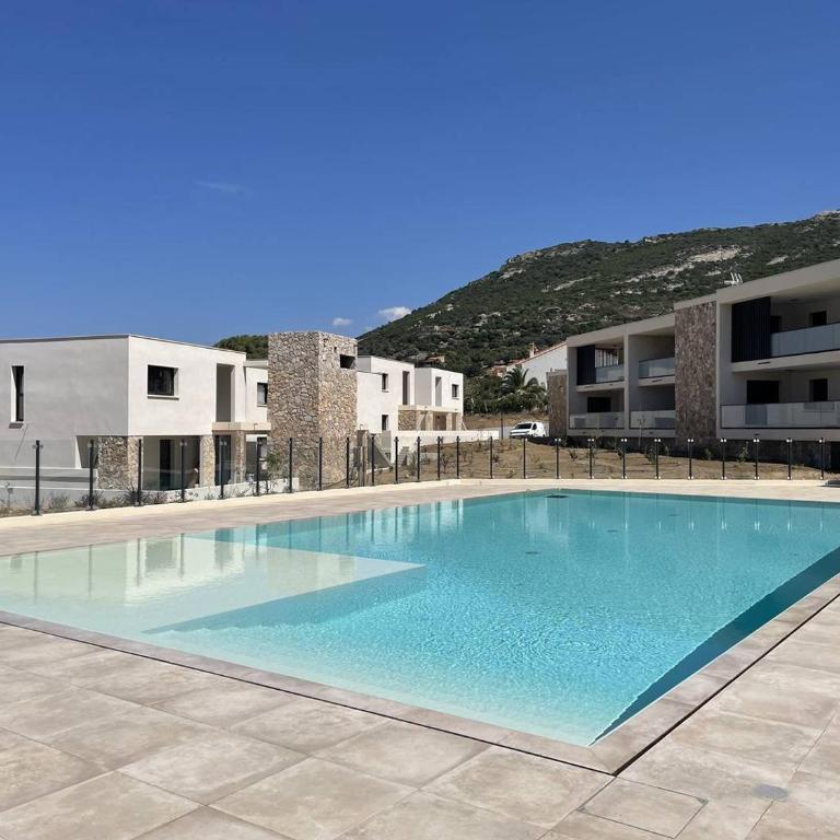 Magnifique T2 vue sur la baie de Calvi - One-Bedroom Apartment with Sea View and Terrace - 12