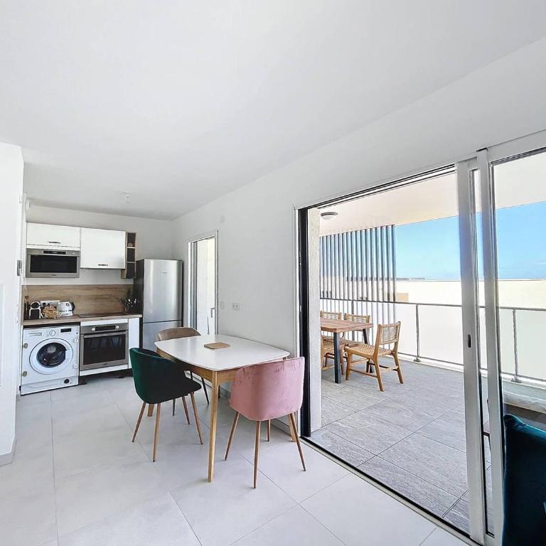 Appartement dans résidence avec piscine - Appartement 1 Chambre avec Terrasse - 2