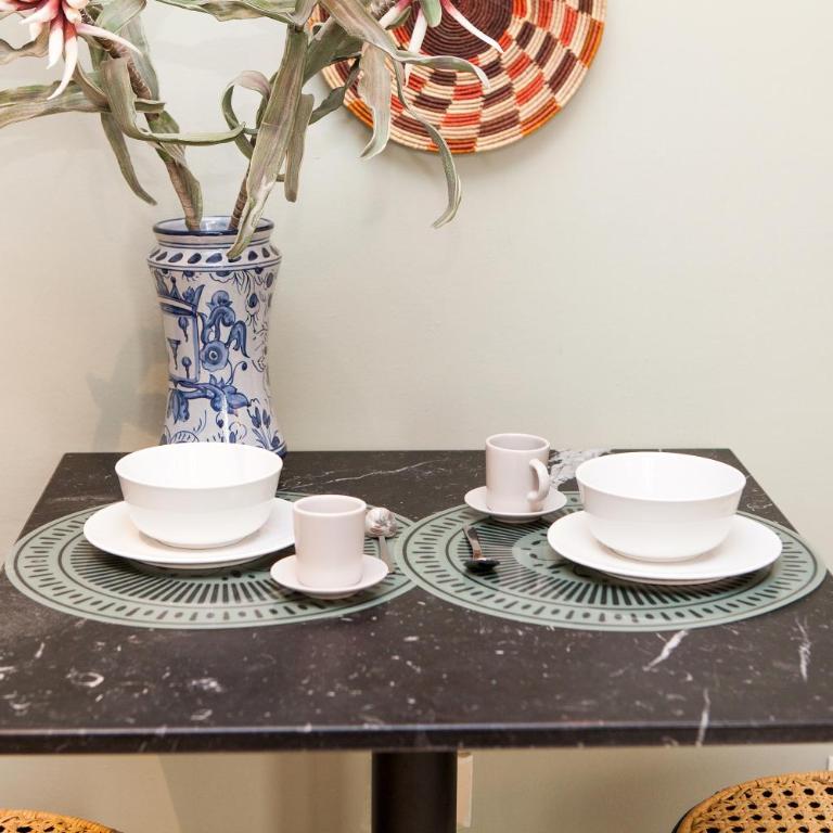 Galera Suites - One-Bedroom Apartment with Parking - small car - 8