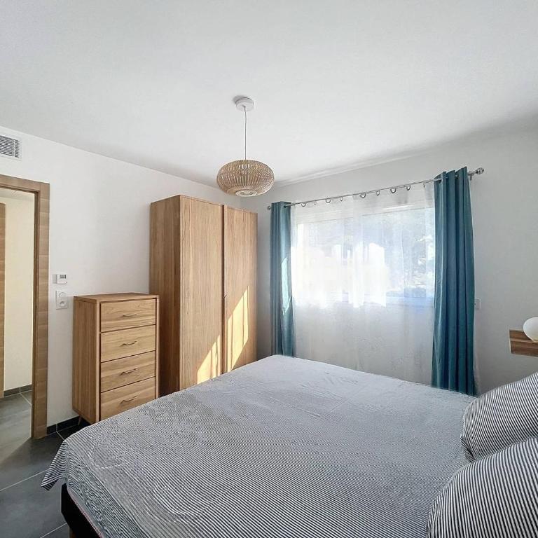 Appartement avec vue mer et citadelle - One-Bedroom Apartment with Sea View and Terrace - 5