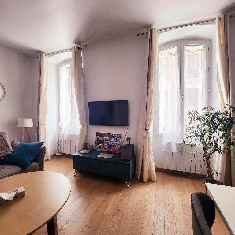 Homeloveparis - Appartamento Superior con 2 Camere da Letto - 4