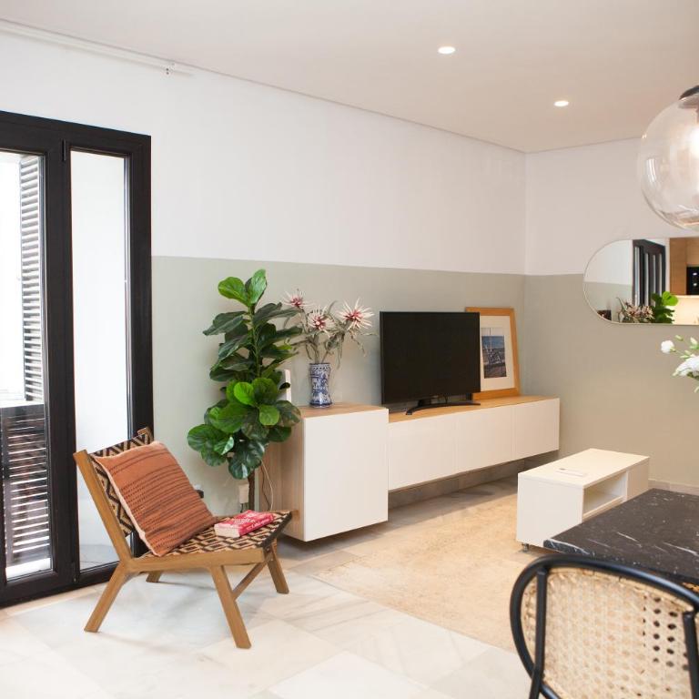 Galera Suites - One-Bedroom Apartment with Parking - small car - 23