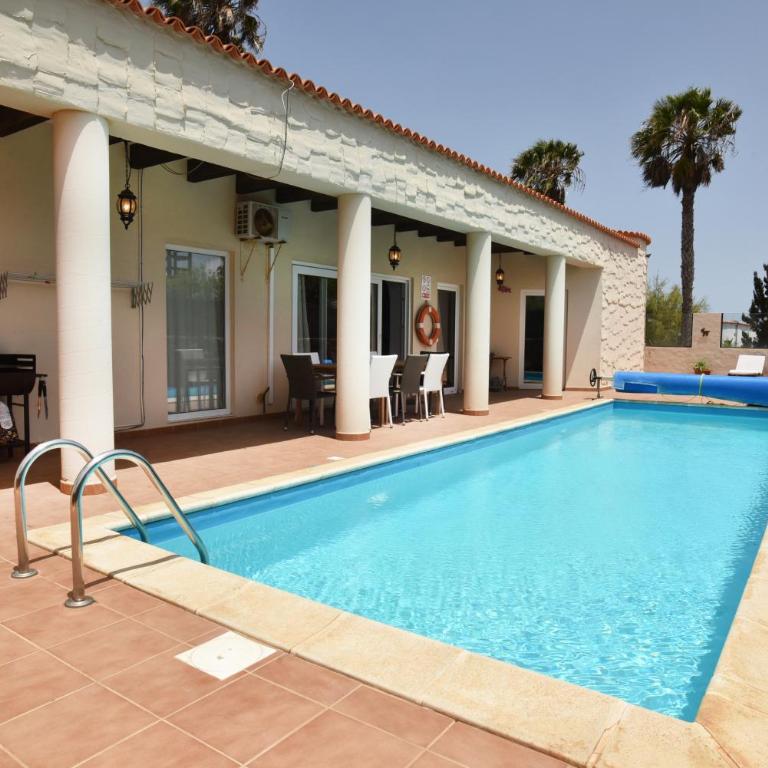 Doce Palmeras, stunning villa in beautiful gardens - Villa - 39