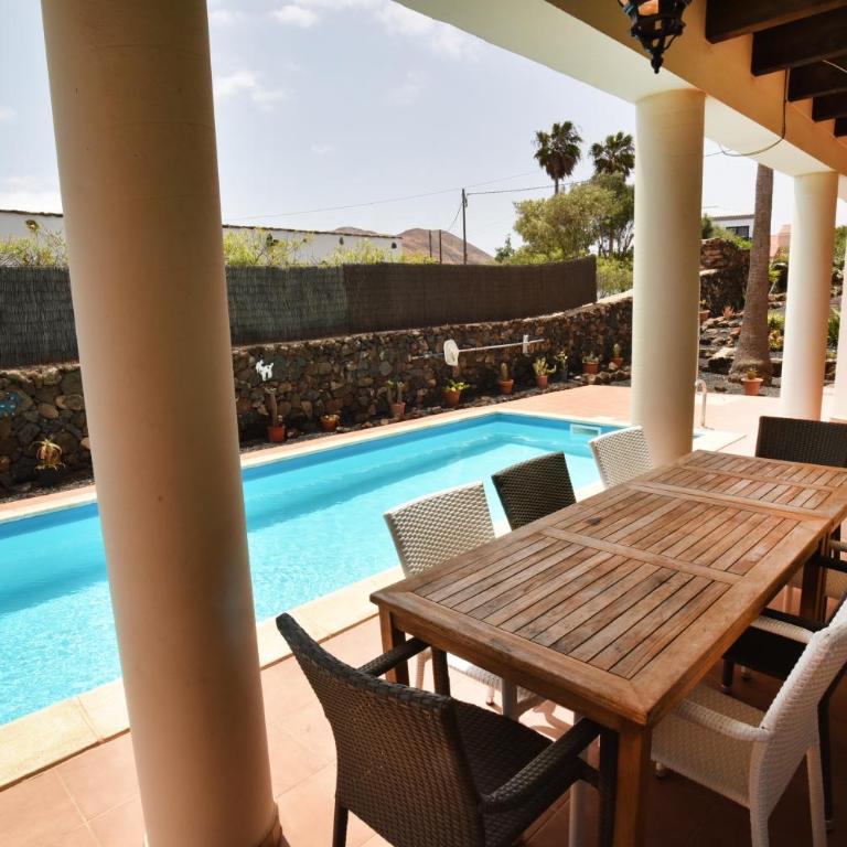 Doce Palmeras, stunning villa in beautiful gardens - Villa - 40