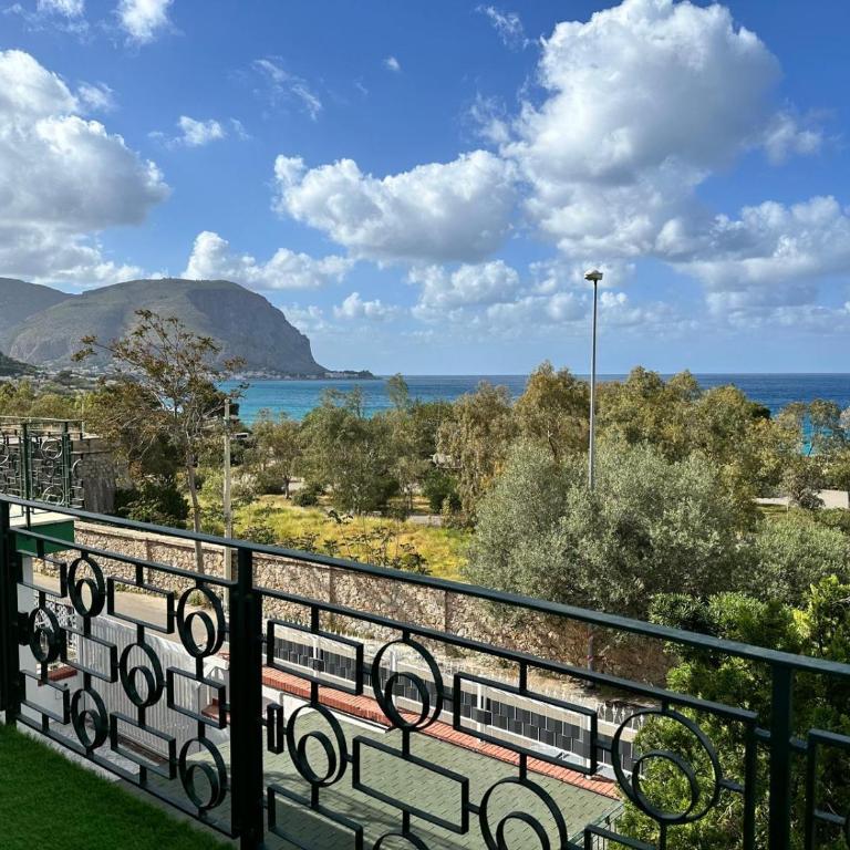 Addaura Luxury Apartment - Appartamento con 3 Camere da Letto e Vista Mare - 1