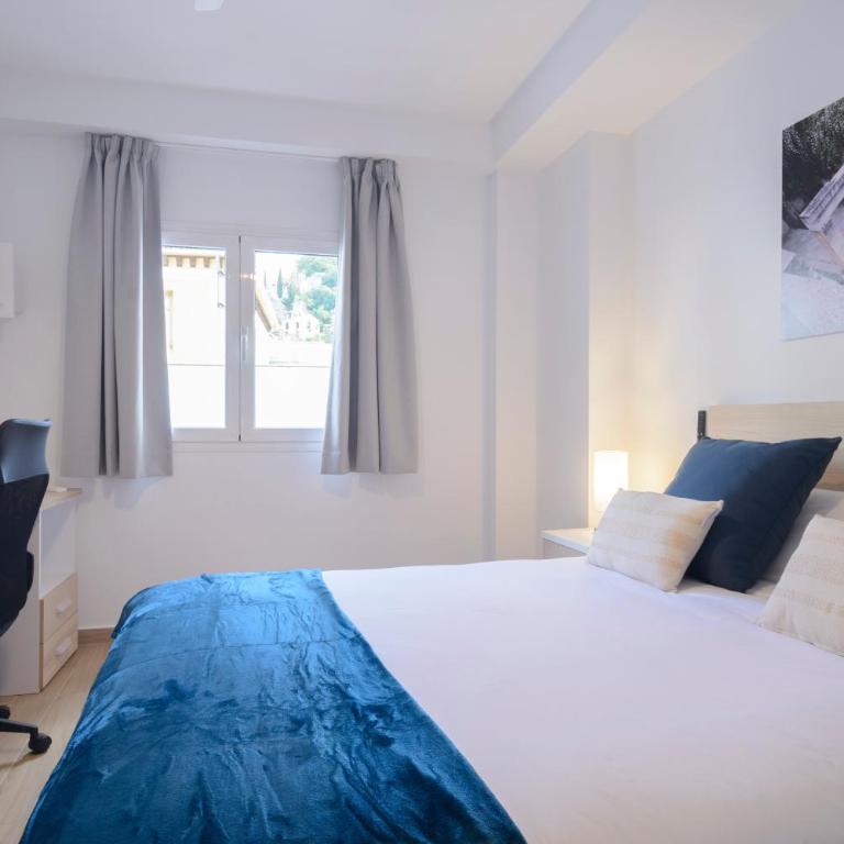Apartamentos Molinos de la Alhambra - Three-Bedroom Apartment - 13