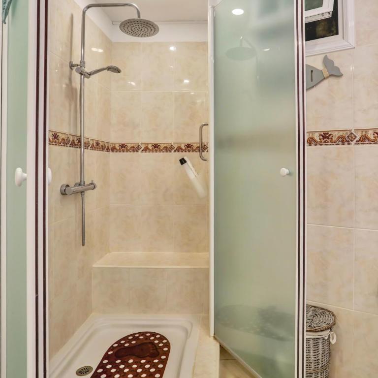 LUXORY DREAMY SUNSET, SeaFront, Direct Access To The Promenade,Wifi,Pool,Free Parking - Apartamento con vistas al mar - 33
