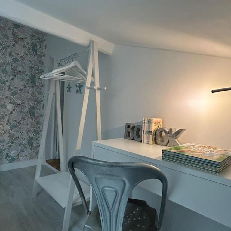 Séjour à Trouville Duplex 6 personnes Parking & Plage - Three-Bedroom Apartment - 45