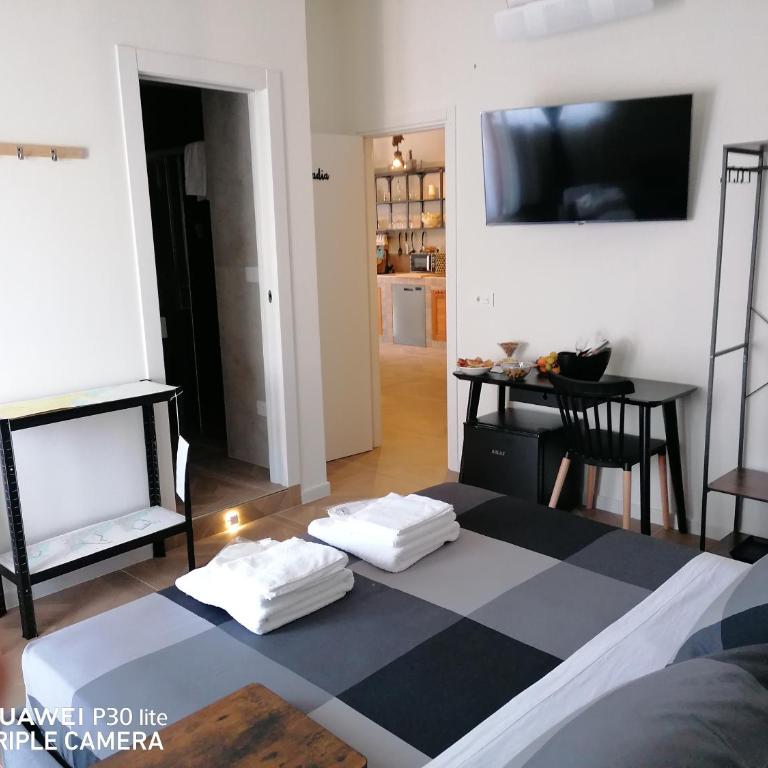 Pasubio 123 - Double Room with Spa Bath - 24