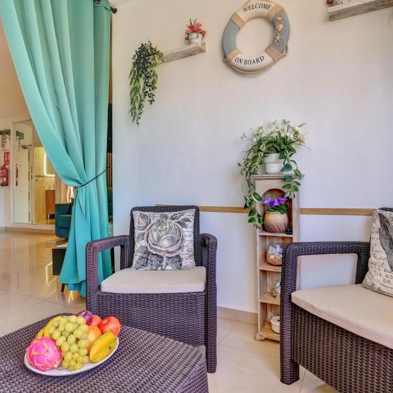 LUXORY DREAMY SUNSET, SeaFront, Direct Access To The Promenade,Wifi,Pool,Free Parking - Apartamento con vistas al mar - 36