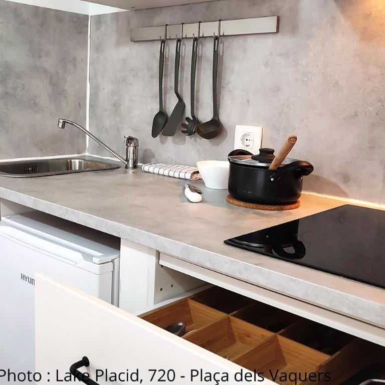 AC Apartaments Centre - Estudio - 1