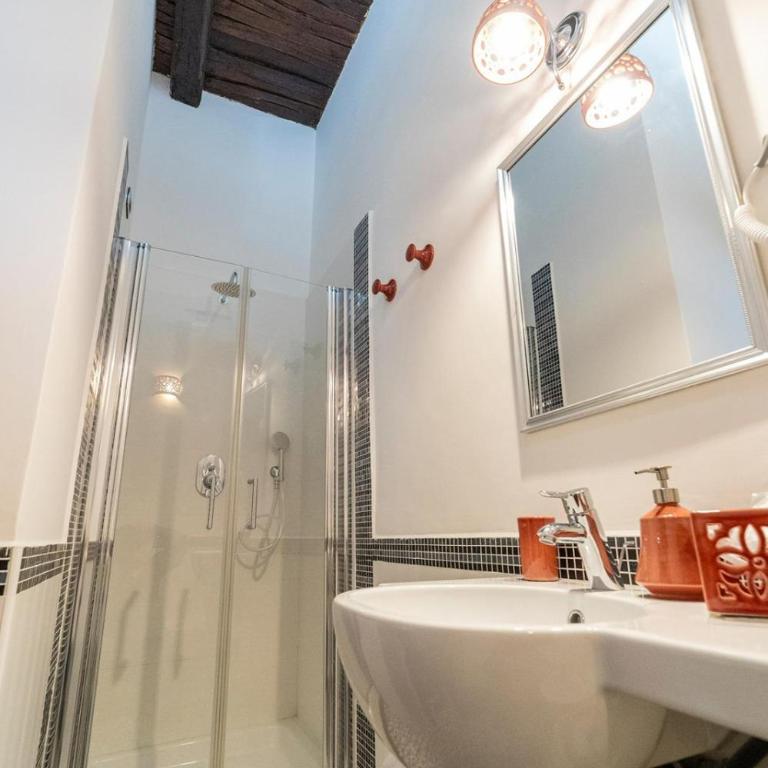 B & B Boutique Epoca - Camera Matrimoniale con Bagno Privato - 12