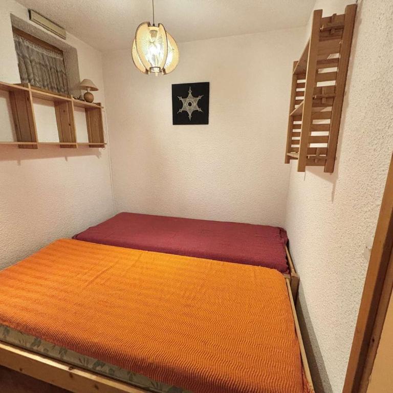 Studio Cabine avec Terrasse, Parking et Proche Pistes - Praz-sur-Arly - Appartement 1 Chambre - 6